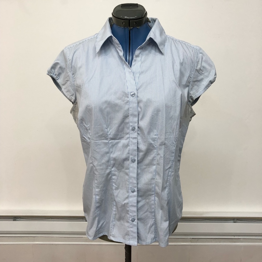 Dress barn top